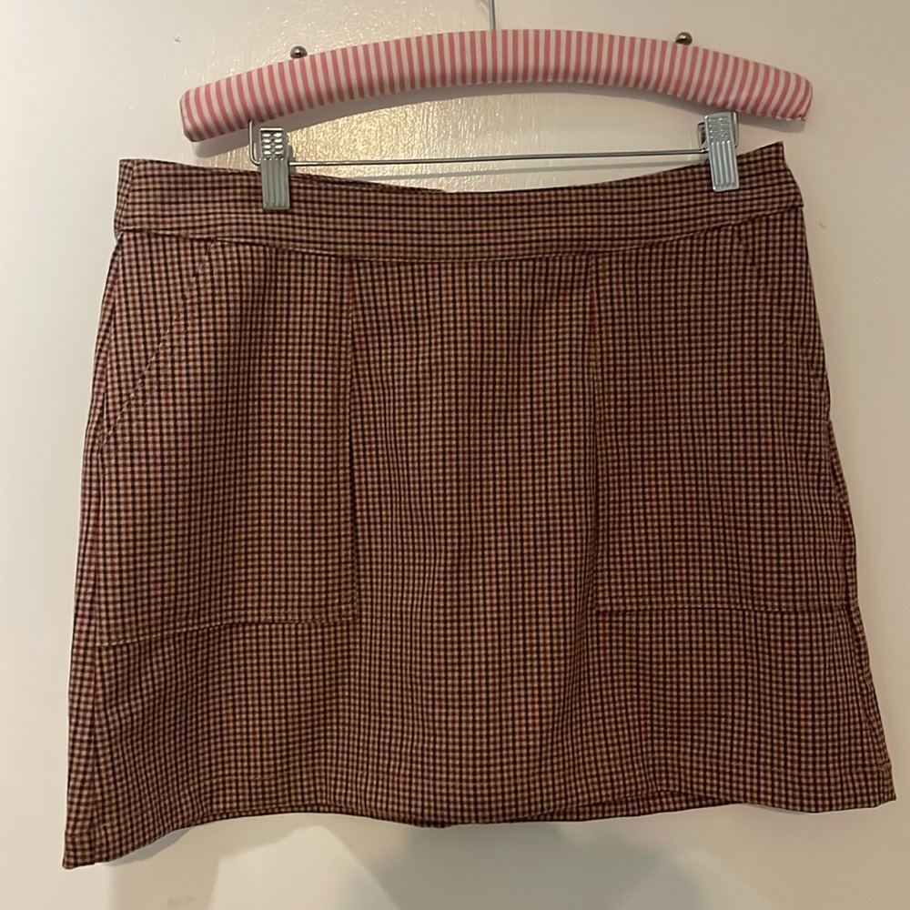 Plaid mini skirt